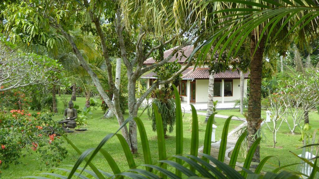 Rumah Kita Villa/Hotel Kalibaru Exterior foto