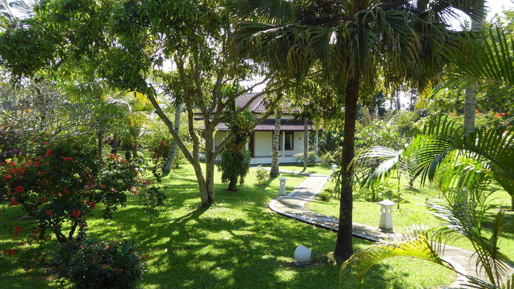 Rumah Kita Villa/Hotel Kalibaru Exterior foto